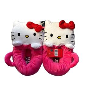 Hello Kitty Plush Slippers NEW 7-8 or 9-10 Pink Stuffed
